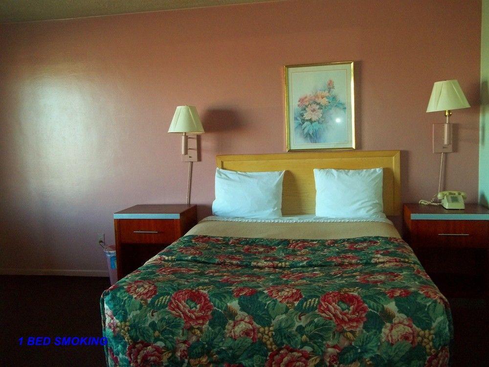 Royal Hotel