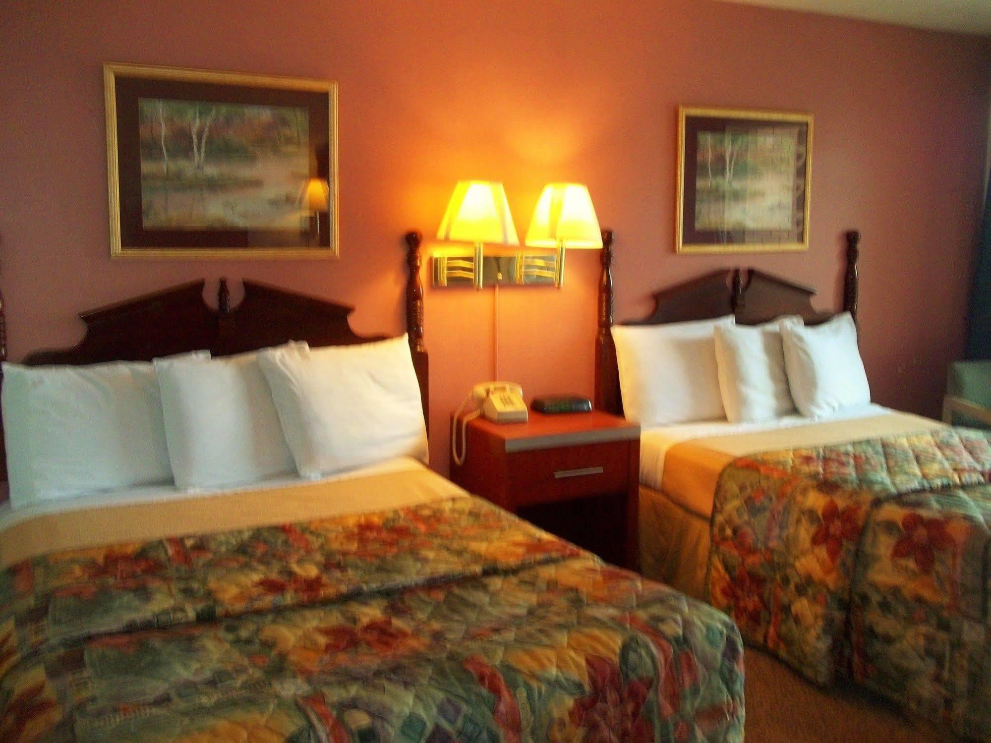 Royal Hotel 2*